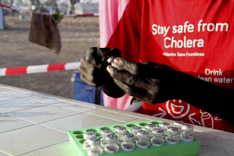 Cholera vaccine - precautions and methods to use